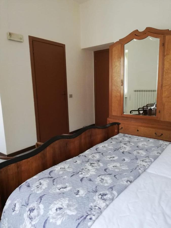 מלון Caglio Residenza Santa Valeria מראה חיצוני תמונה