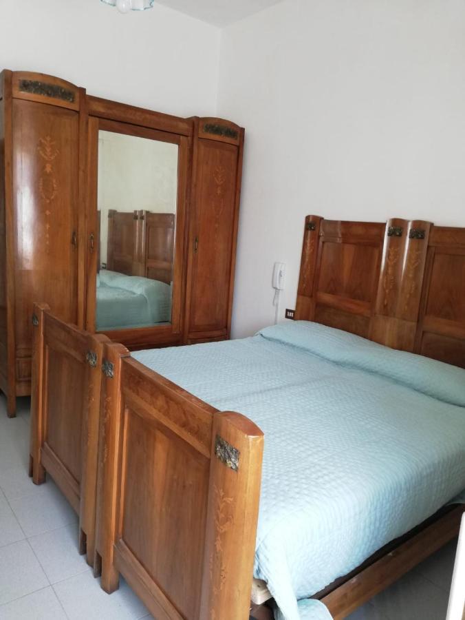 מלון Caglio Residenza Santa Valeria מראה חיצוני תמונה