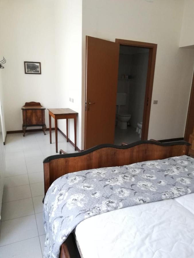 מלון Caglio Residenza Santa Valeria מראה חיצוני תמונה