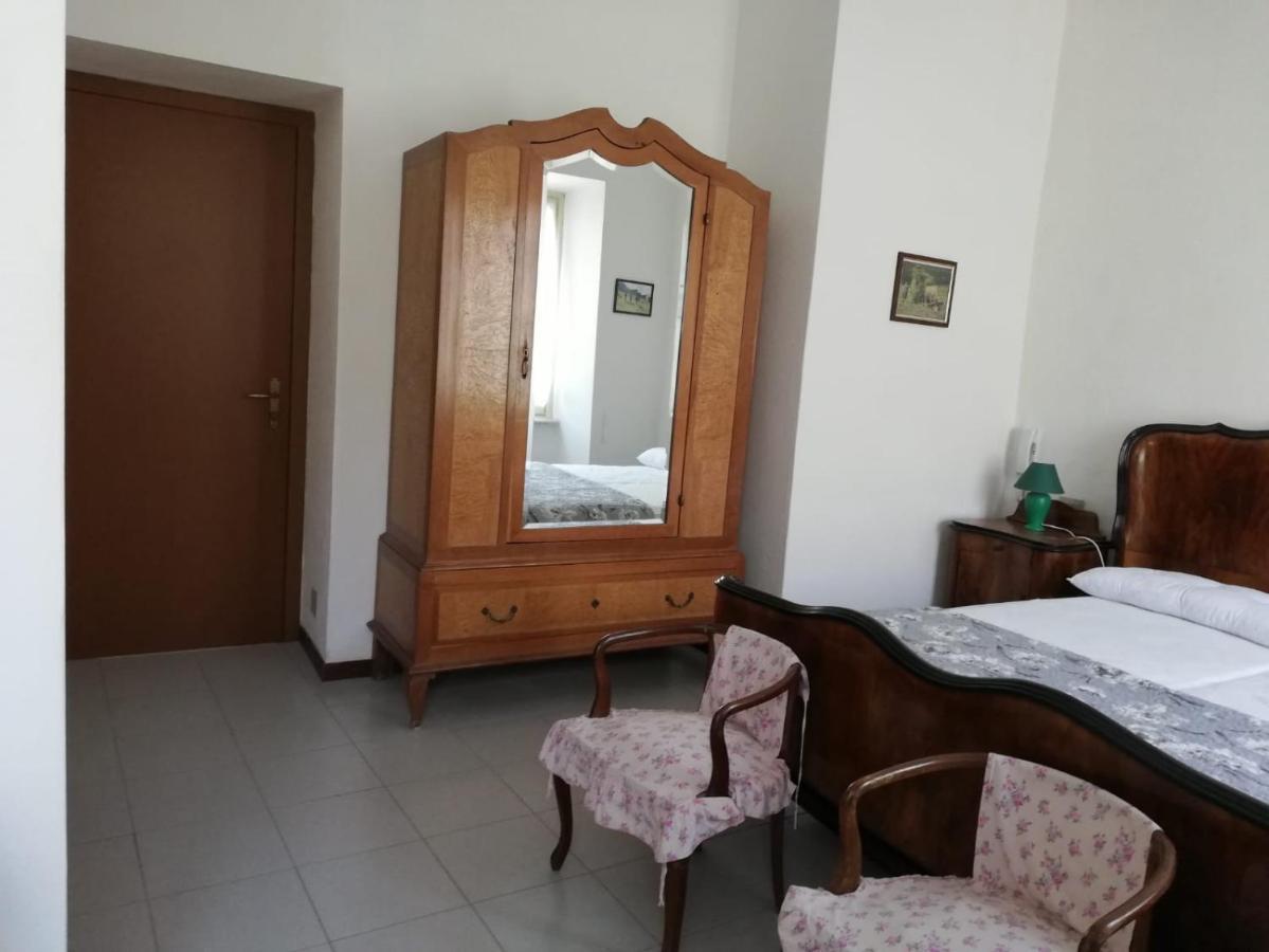 מלון Caglio Residenza Santa Valeria מראה חיצוני תמונה